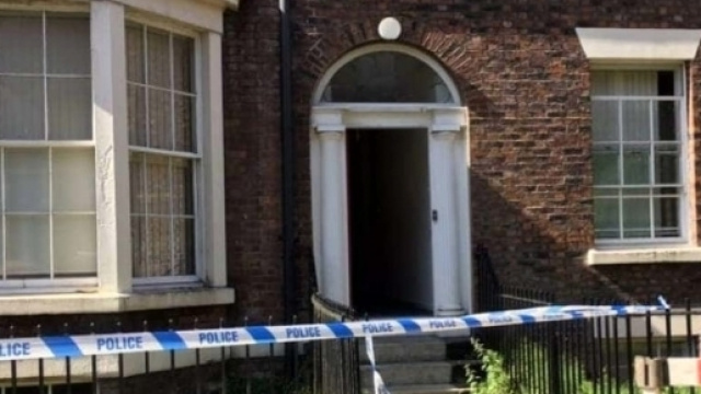 Macabra scoperta a Liverpool, tre cadaveri nella casa di John Lennon - today.it