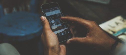 Apps to help you donate to charity can be downloaded for free from your phone provider's app store. Image from Pixabay.