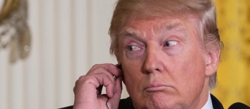 The 25th Amendment's impeachment procedure might remove President Trump from the office (Image Credit: politicaldig.com)