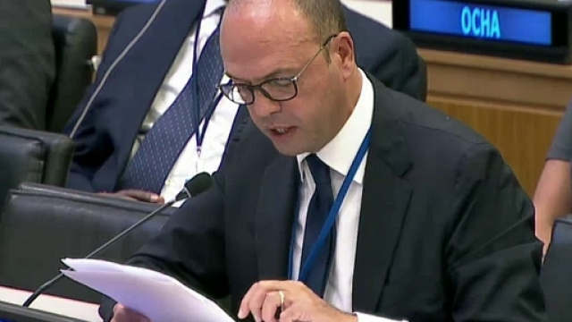 Angelino Alfano, ministro degli Affari esteri