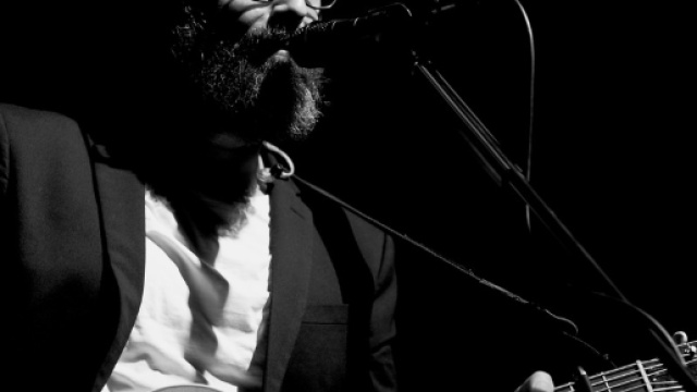 Brunori Sas - Dario Brunori; cantautore italiano