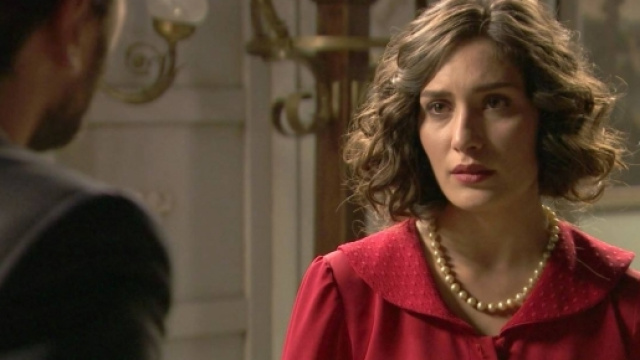 Il Segreto, Camila e la rivelazione sul suo vero padre