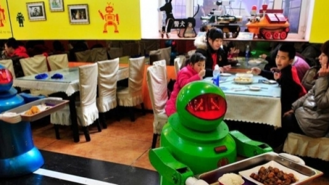 Un giorno sar&agrave; un piccolo robot a portarci il pranzo?
