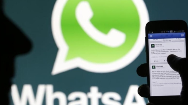 WhatsApp, la nuova truffa corre in chat
