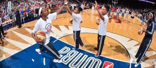 The Connecticut Sun picked up a road win on Saturday at San Antonio. [Image via Blasting News image library/betting-previews.com]