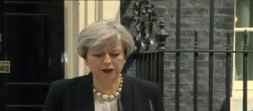Theresa May reconoce que ha fallado la pol&iacute;tica antiterrorismo