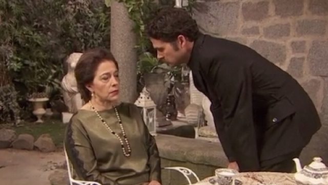 Il Segreto, anticipazioni giugno 2017: Cristobal costringe Francisca a nominarlo amministratore dei suoi beni