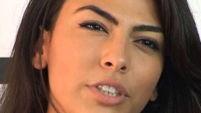 Giulia Salemi e Fariba Tehrani (Foto 18/25) | Televisionando - televisionando.it