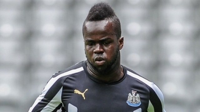 Tiot&egrave; in azione con il Newcastle United