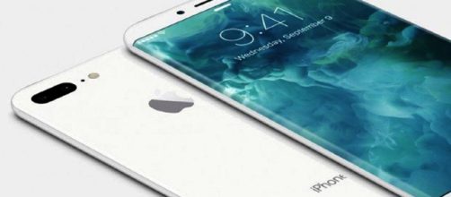 iPhone 8 leaks, rumors, release date via wikimediacommons