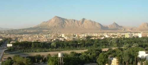 Iran, Kerman, Mountains, Asia / Photo CCO Public Domain by Frank497 via Pixabay