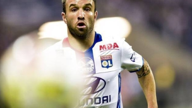 Mathieu Valbuena en route vers sa nouvelle destination