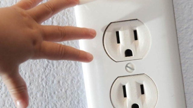 Parma, bimbo folgorato da una potente scossa elettrica