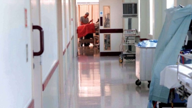 Bimba muore per un'infezione intestinale