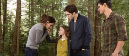 Twilight: Breaking Dawn &mdash; Part 2' Fans Camp Out for Premiere ... - hollywoodreporter.com