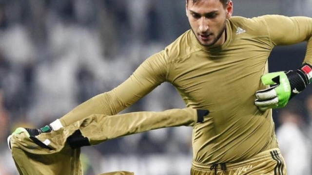 Gigio Donnarumma sbatte la porta - La Stampa - lastampa.it