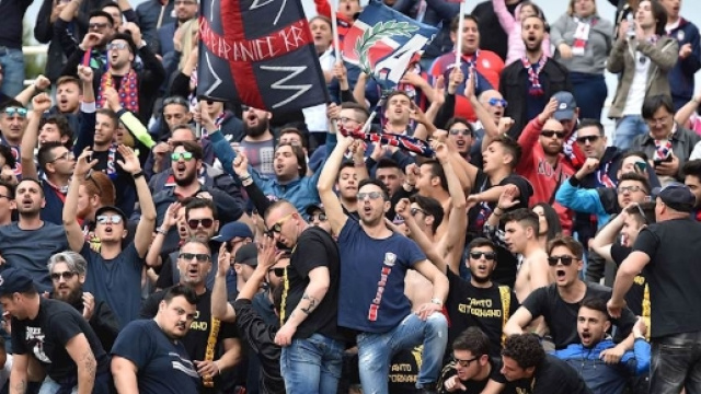I tifosi del Crotone, formazione di Serie A
