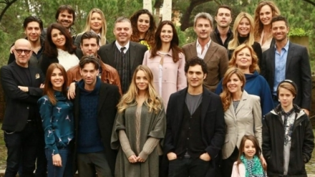 Le tre rose di Eva: un ritorno clamoroso nella quarta stagione ... - play4movie.com