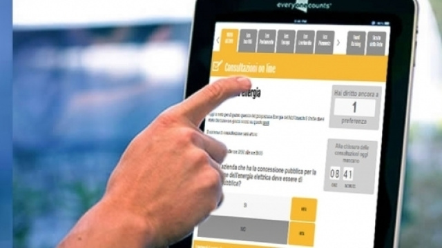 Tutto il potere al popolo, degli iscritti. Il M5S annuncia che sar&agrave; il voto online a decidere il destino della legge elettorale