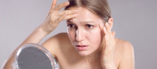 10 Simple Ways To Get Rid Of Forehead Wrinkles At Home &ndash; They ... - stylecraze.com