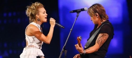 CMT Awards 2017: Keith Urban Wins Four Honors While Underwood Makes History - ABC News - go.com