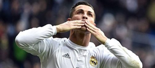 Las cinco estratosf&eacute;ricas ofertas que rechaz&oacute; Cristiano Ronaldo ... - diez.hn