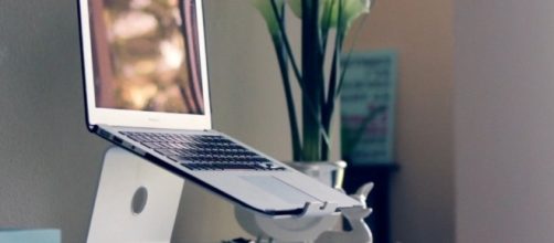 New Apple MacBook Air: First update in two years offers minor ... - businessinsider.com