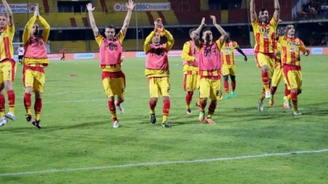 Il Benevento raggiunge il Napoli in Serie A