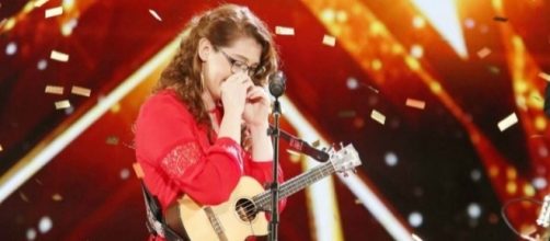 Mandy Harvey emociona com a voz e com a garra (Foto: Reprodu&ccedil;&atilde;o)