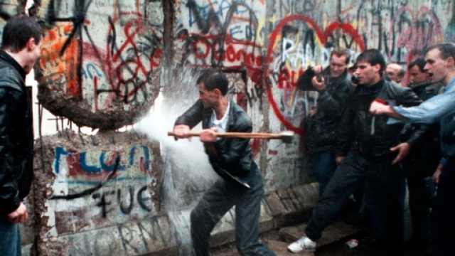 Il 9 novembre sar&agrave; il 28&deg; Anniversario dalla Caduta del Muro di Berlino, data simbolo per eccellenza di libert&agrave; contro ogni divisione