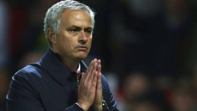 Mourinho n'a pas r&eacute;ussi &agrave; recruter Steven Gerrard