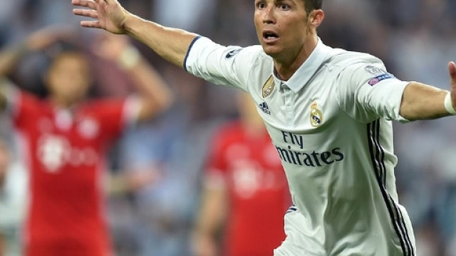 Ronaldo pap&agrave; di due gemelli, doppietta per il portoghese