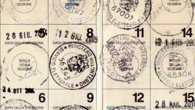 Tre arresti per la compravendita di voti in provincia di Napoli