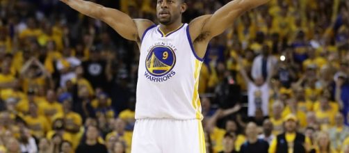 How the Golden State Warriors Paid the Best Team in the NBA (via youtube - cheatsheet)