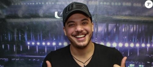 Moradores de condom&iacute;nio de luxo n&atilde;o querem Safad&atilde;o como vizinho