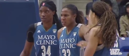 The Minnesota Lynx captured a 91-83 win over the Phoenix Mercury on Friday night. [Image via WNBA/YouTube]
