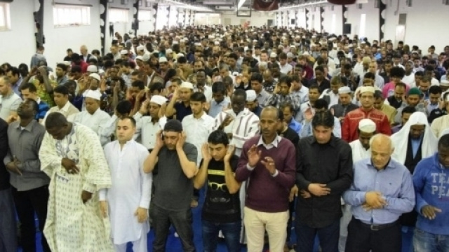 Bari, polemiche per la moschea pi&ugrave; grande del Sud