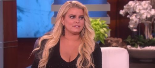 Jessica Simpson recalled her famous "Chicken of the sea" joke. Image via YouTube/TheEllenShow
