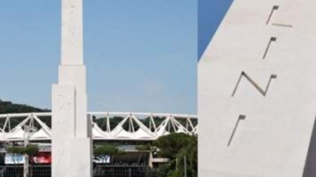 Laura Boldrini vuole abbattere i monumenti che richiamano il fascismo.