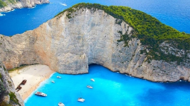 Temptation Island, violato il contratto