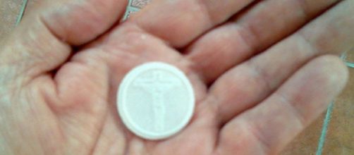 A photo showing a host used in Catholic masses - Flickr/George Redgrave