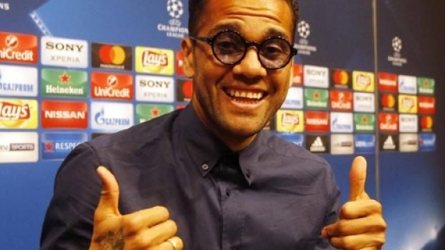 PSG : cette fois, c'est la bonne pour Dani Alves ? - yahoo.com