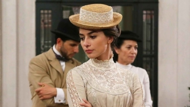 Una Vita, Teresa - tuttotv.net