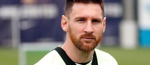 El nuevo "look" de Messi y Su&aacute;rez - mundodeportivo.com