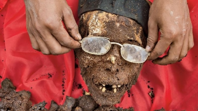 Le mummie di famiglia dei Toraja