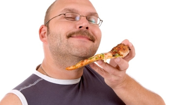 Olfatto e dieta: annusare il cibo incide sul metabolismo facendoci ingrassare - foto:redorbit