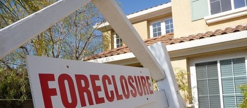 Foreclosure sign credits:wikipedia https://commons.wikimedia.org/wiki/File:Sign_of_the_Times-Foreclosure.jpg