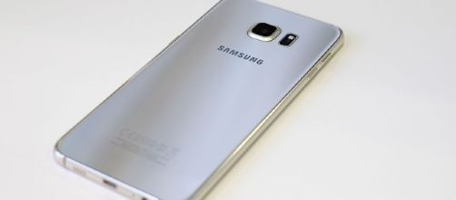 More details about Samsung's upcoming Galaxy C7 (2017) has surfaced online -- (Image: Panam2017/Wikimedia Commons)