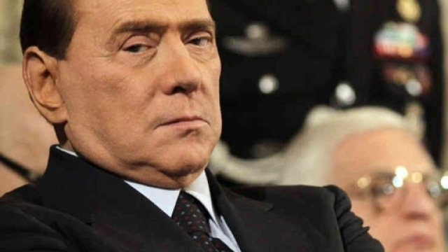 Silvio Berlusconi, la fine del Super Raptor: ma non della mafia di ... - freebacoli.net