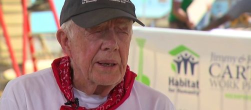 Dehydration caused Carter to collapse in Winnipeg. Photo via Wilson Morrison, YouTube.